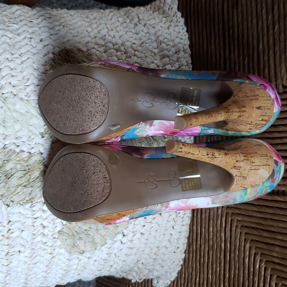 Jessica Simpson Waleo floral platform heels, size 8B - Picture 8 of 10